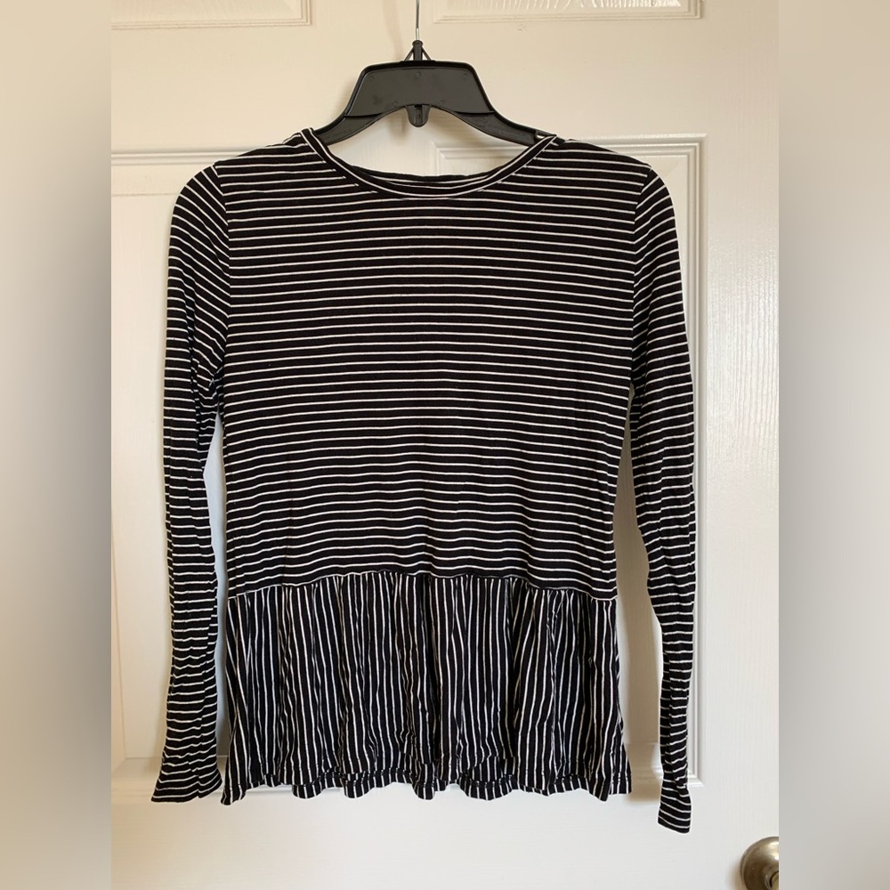 Women’s black and white striped peplum top